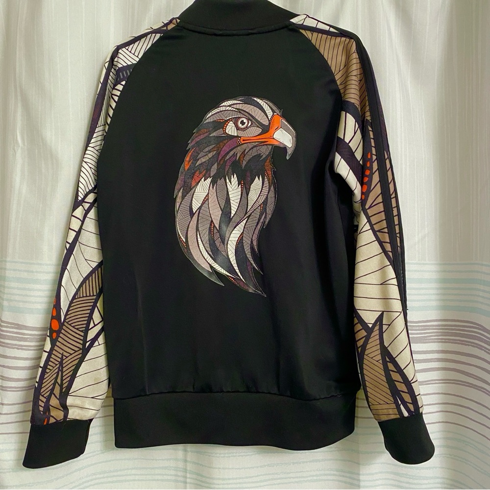 adidas Black and Beige Geometrics Child’s Athletic Jacket with Eagle Design - XS